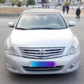 Nissan Teana 2010