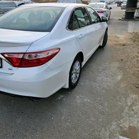 Toyota Camry 2016