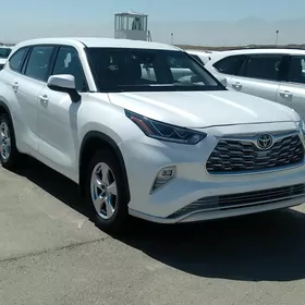 Toyota Highlander 2020