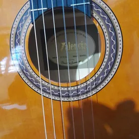 Valencia classic gitara