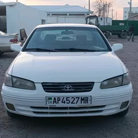 Toyota Camry 1998