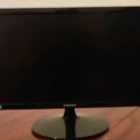 Samsung Monitor