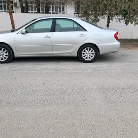 Toyota Camry 2001