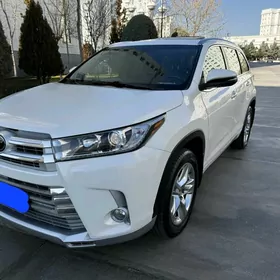 Toyota Highlander 2018