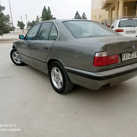 BMW 525 1989