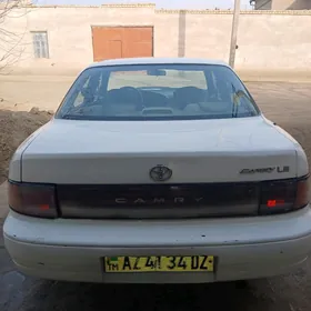 Toyota Camry 1992