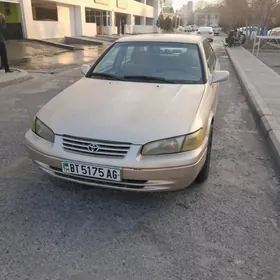 Toyota Camry 1998