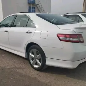 Toyota Camry 2010