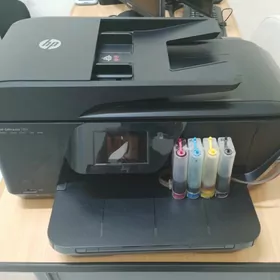 Принтер цветной HP 3 в 1