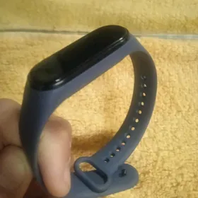 Mi band 4 smart watch sagat