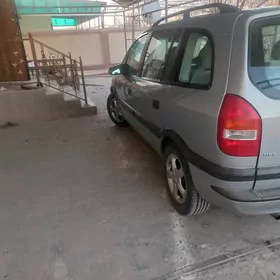 Opel Zafira 1999