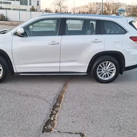 Toyota Highlander 2019