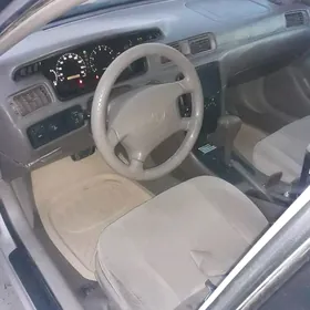 Toyota Camry 1993