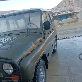 UAZ 452 2001