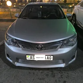 Toyota Camry 2013