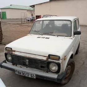 Lada Niva 1989