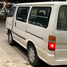 Toyota Hiace 1996