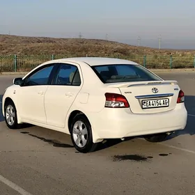 Toyota Yaris 2008