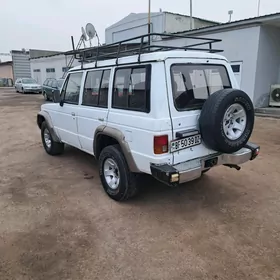 Mitsubishi Pajero 1991