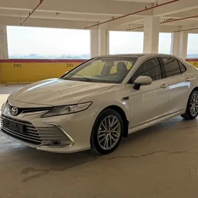 Toyota Camry 2023