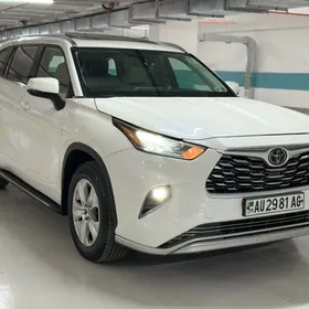 Toyota Highlander 2020