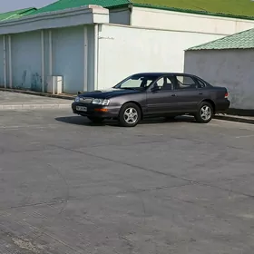 Toyota Avalon 1995