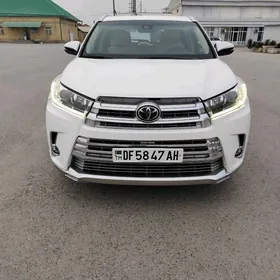 Toyota Highlander 2019