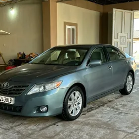 Toyota Camry 2010