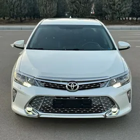 Toyota Camry 2017