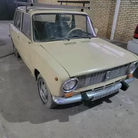 Lada 2104 1980