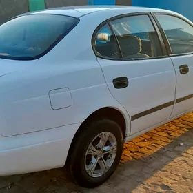 Daewoo Leganza 2000