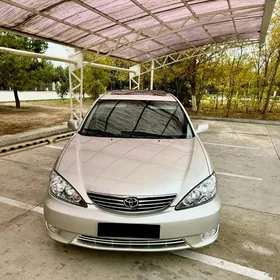 Toyota Camry 2005