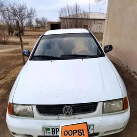 Volkswagen Polo 1998