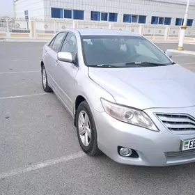 Toyota Camry 2011