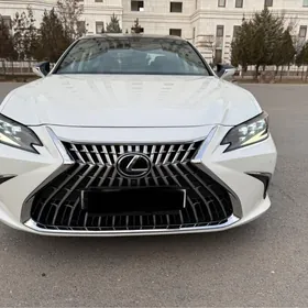 Lexus ES 350 2019