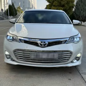 Toyota Avalon 2013