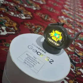 SAMSUNG GEAR S2