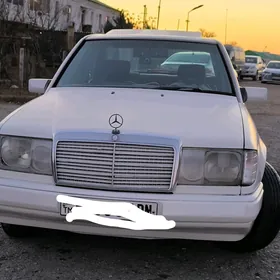 Mercedes-Benz 230E 1992