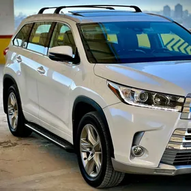 Toyota Highlander 2019