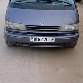 Toyota Previa 1992