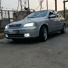 Opel Astra 2001