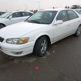 Toyota Camry 2001