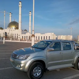 Toyota Hilux 2014