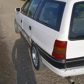 Opel Astra 1992