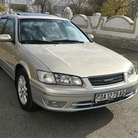 Toyota Camry 2001