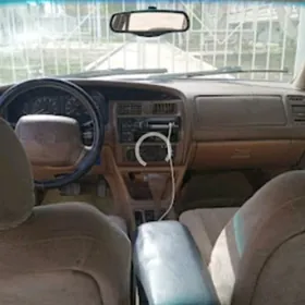 Toyota Avalon 1995