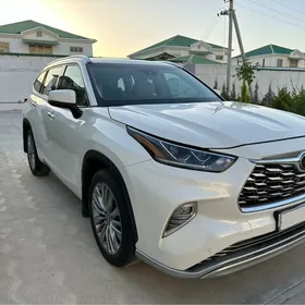 Toyota Highlander 2020