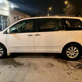 Toyota Sienna 2005