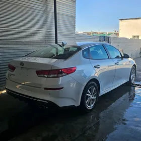 Kia Optima 2020