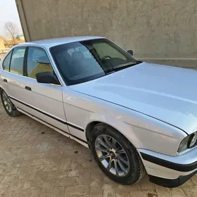 BMW 525 1990